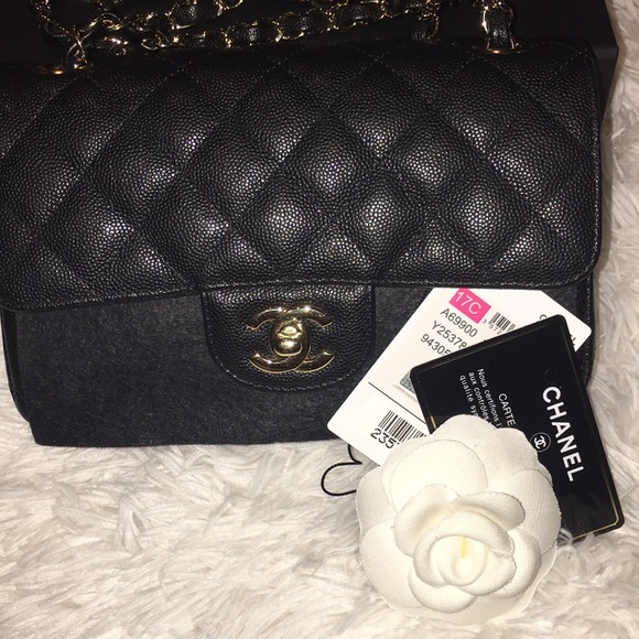 ❌SOLD❌🔥🔥Authentic Chanel Mini Bag💥🔥 - Picture 6 of 8